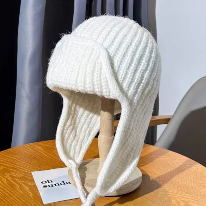 Knitted Solid Color Trapper Hat with Ear Flaps - Image 6