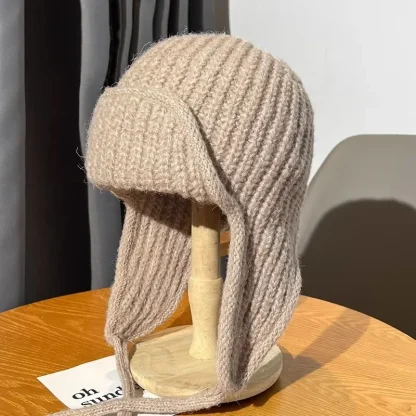 Knitted Solid Color Trapper Hat with Ear Flaps - Image 5