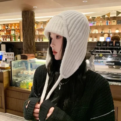 Knitted Solid Color Trapper Hat with Ear Flaps - Image 13
