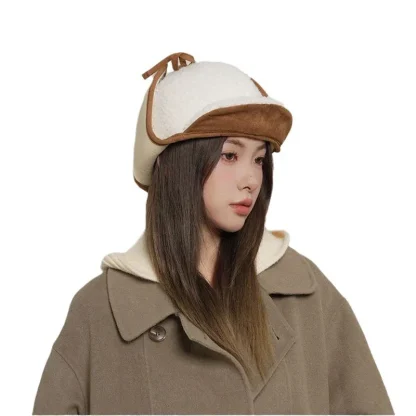 Versatile Thermal Trapper Hat with Brim