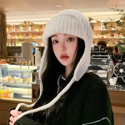 Knitted Solid Color Trapper Hat with Ear Flaps - Image 12